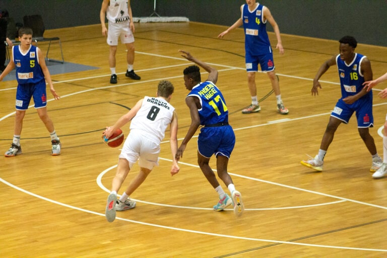 PH JBBL vsVechta 12.02.2023 defense2