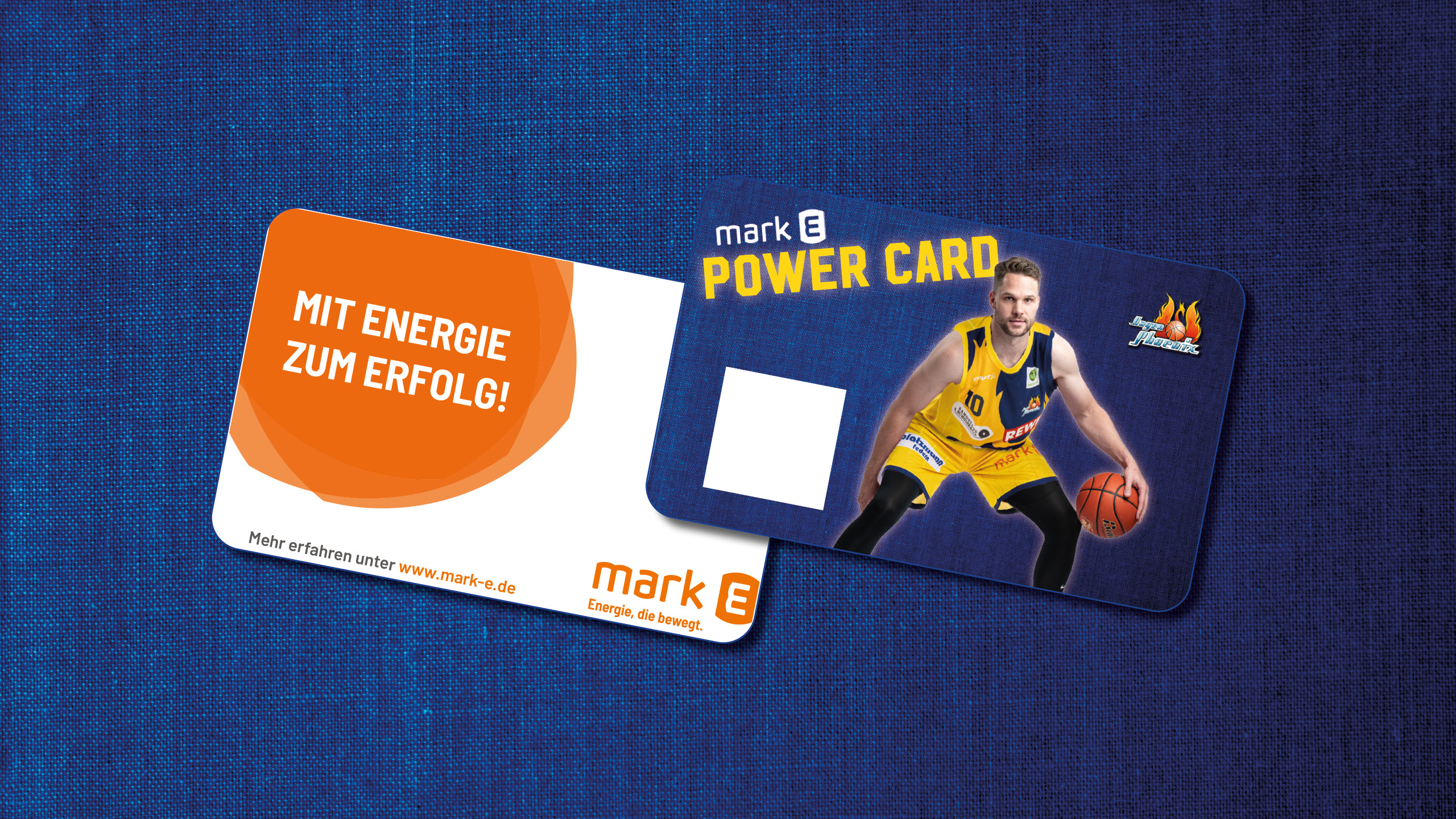Eine Power Card mit gelb-blauem Basketball-Outfit und orangefarbenem Ball.