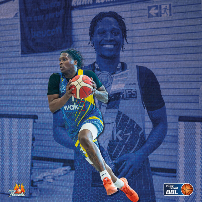 Basketballspielerin mit konzentriertem Blick in Blau Gelb mit Ball vor blauem Portraet